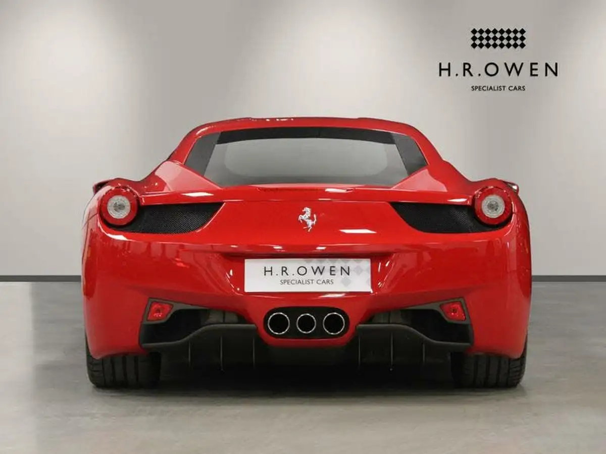 2012-ferrari-458-45-italia-big-8