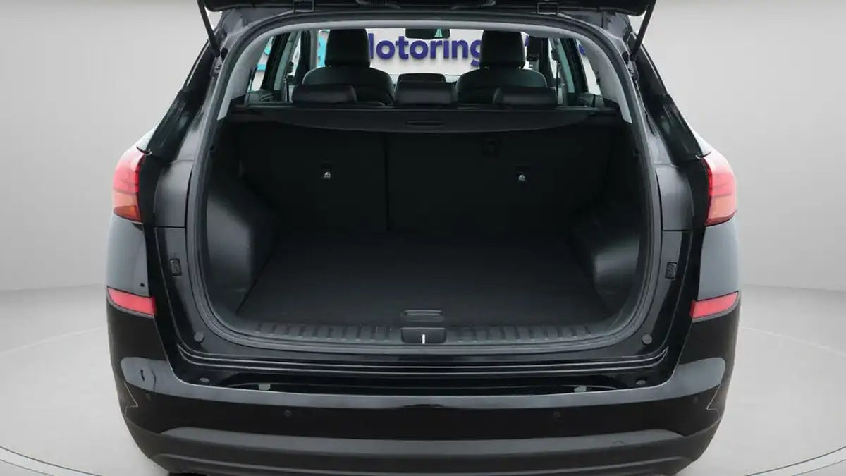 2020-hyundai-tucson-16-gdi-premium-big-17