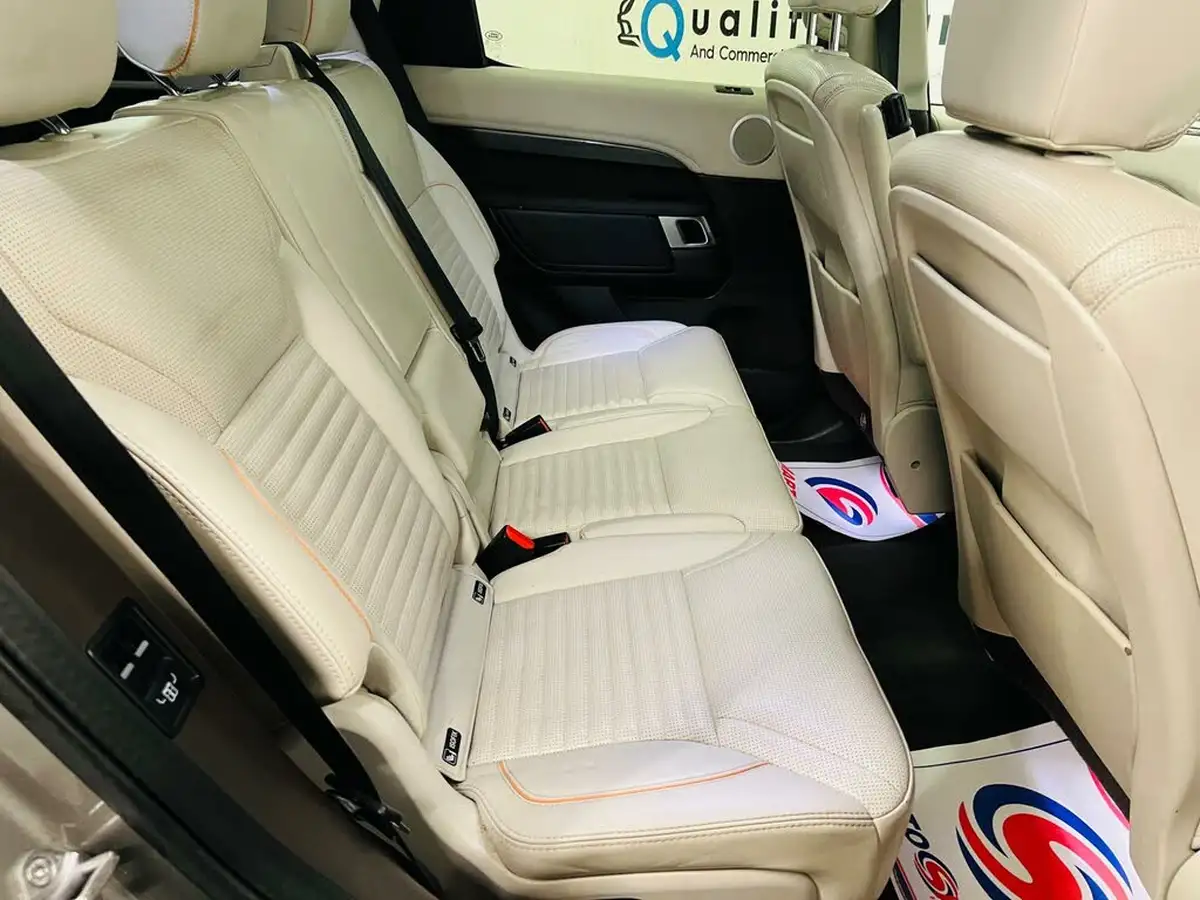 2019-land-rover-discovery-20-sd4-hse-big-15