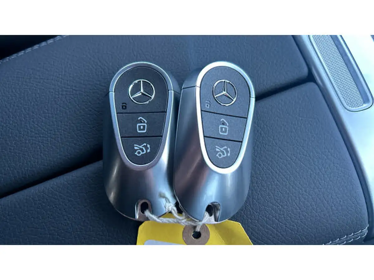 2023-mercedes-benz-glc-class-20-glc300e-amg-line-313ps-coupe-1999cc-big-19