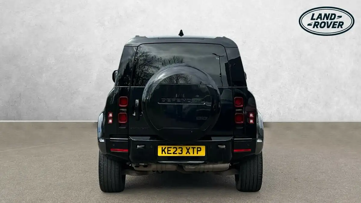 2023-land-rover-110-defender-30-d300-x-dynamic-hse-big-5