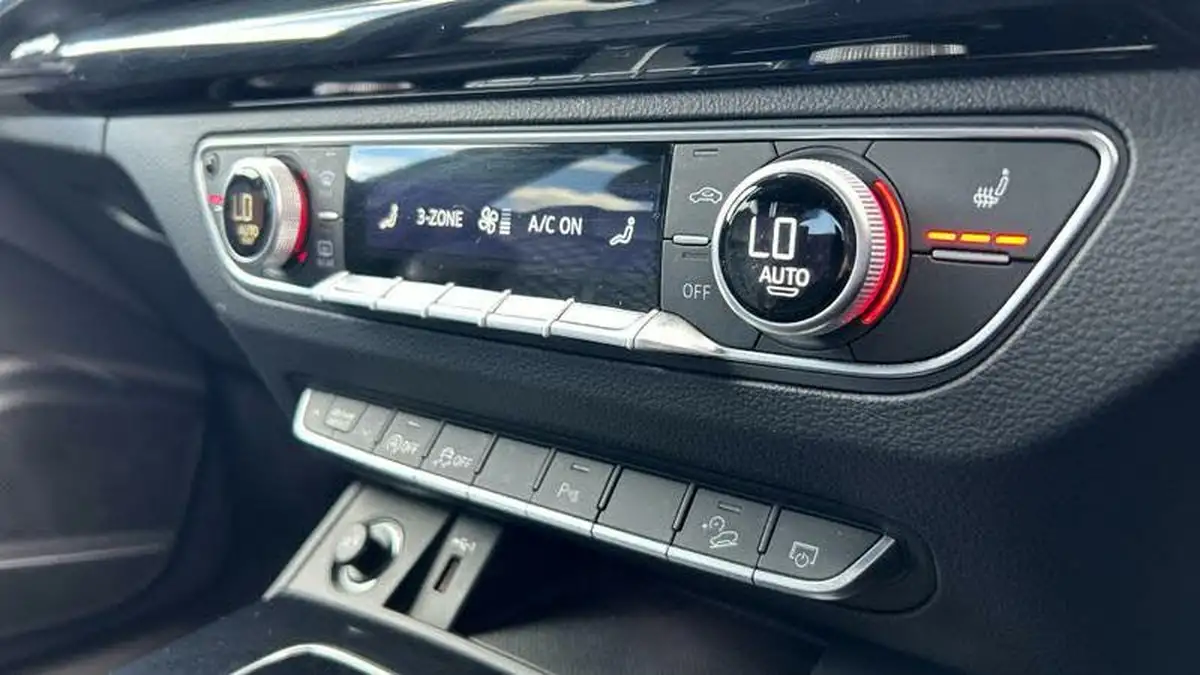 2022-audi-q5-20-45-tfsi-edition-1-sportback-big-33