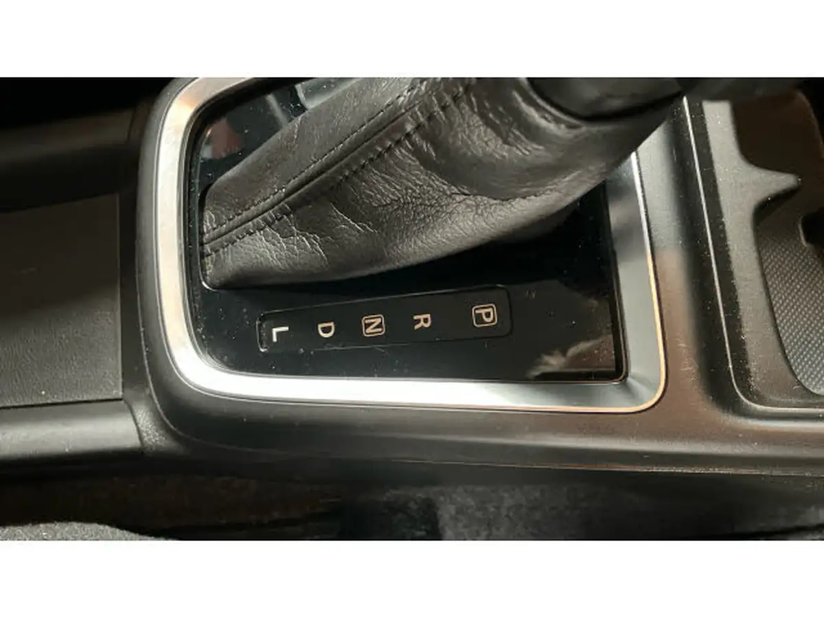 2023-suzuki-swift-12-dualjet-sz-t-big-18