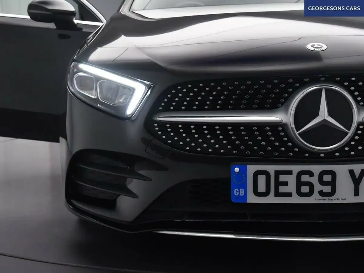 2020-mercedes-benz-a-class-13-a200-amg-line-hatchback-5d-big-9