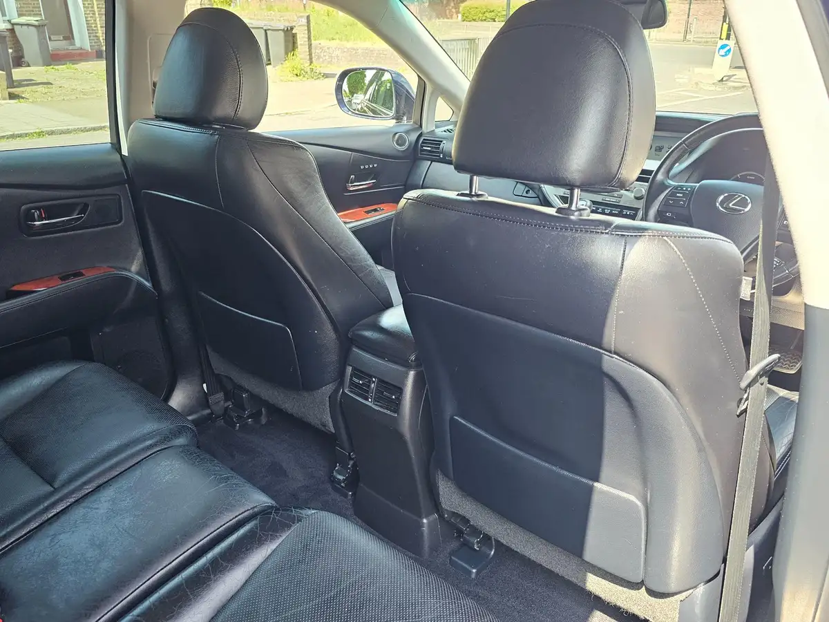 2010-lexus-rx-450h-35-se-l-4x4-big-60