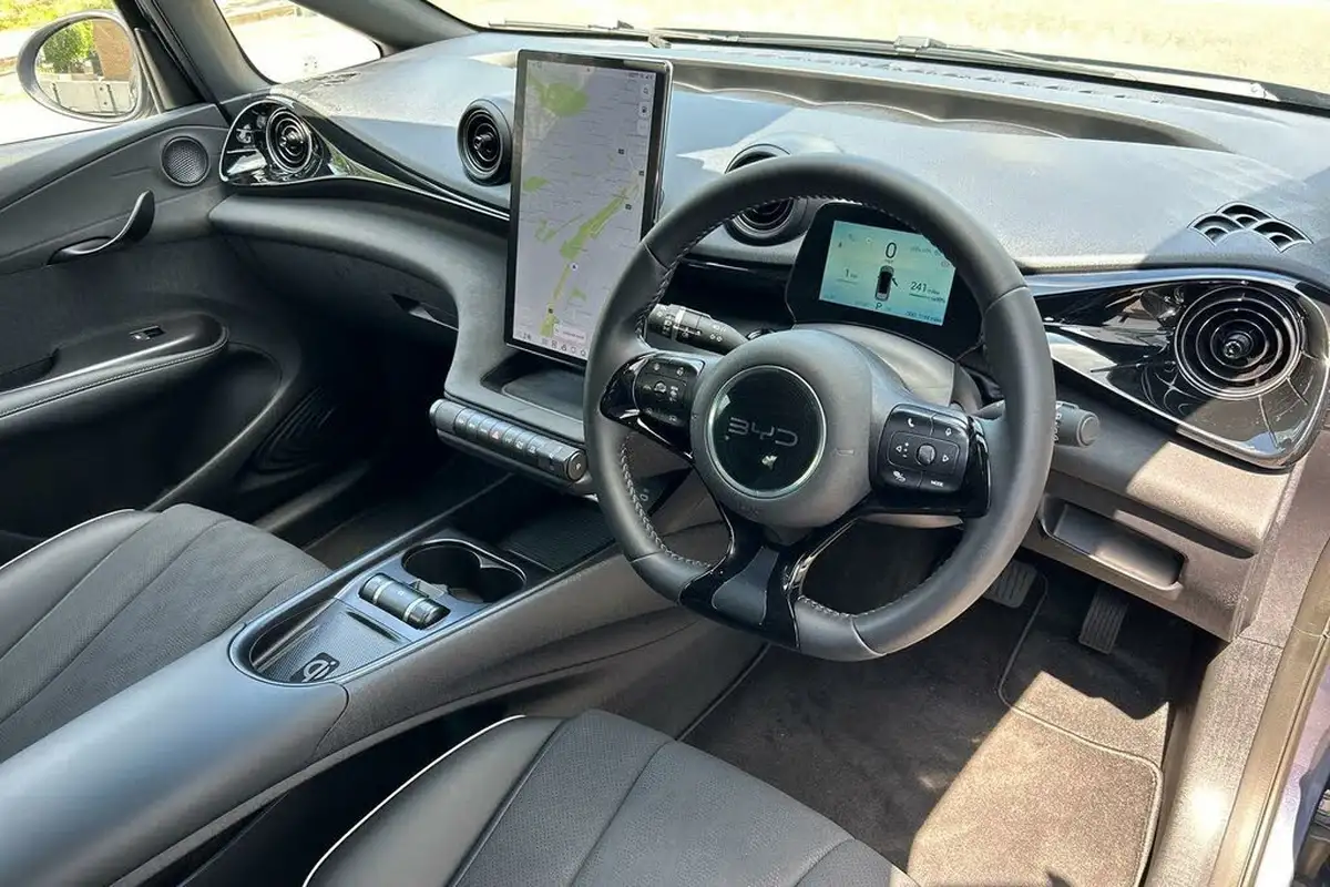2024-byd-dolphin-e-design-big-12