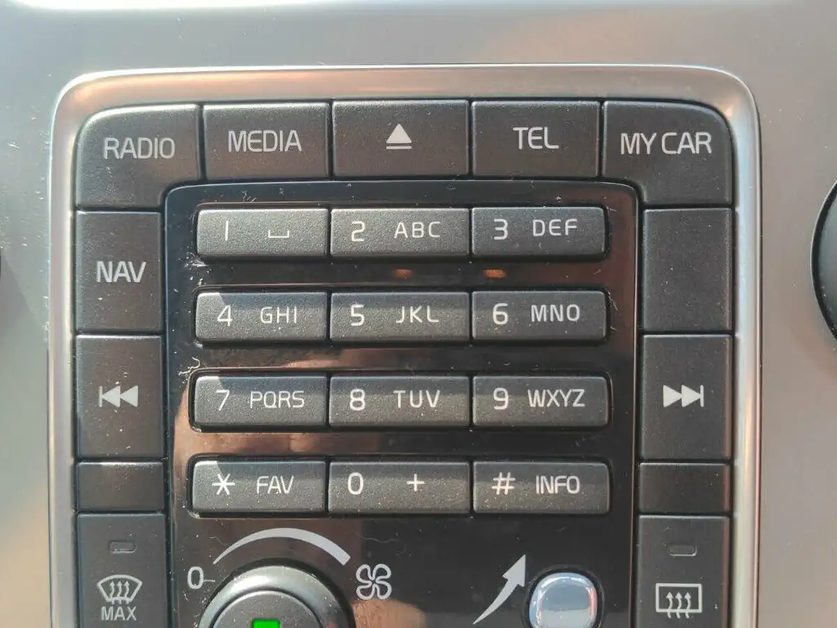 2014-volvo-v70-20td-d4-se-181bhp-nav-1969cc-geartronic-big-71
