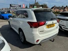 2019-mitsubishi-outlander-24-4h-phev-small-9