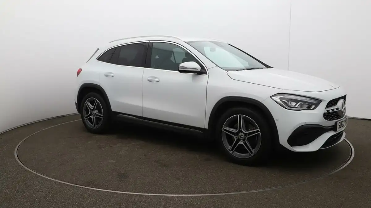2022-mercedes-benz-gla-class-13-gla-180-amg-line-premium-big-35
