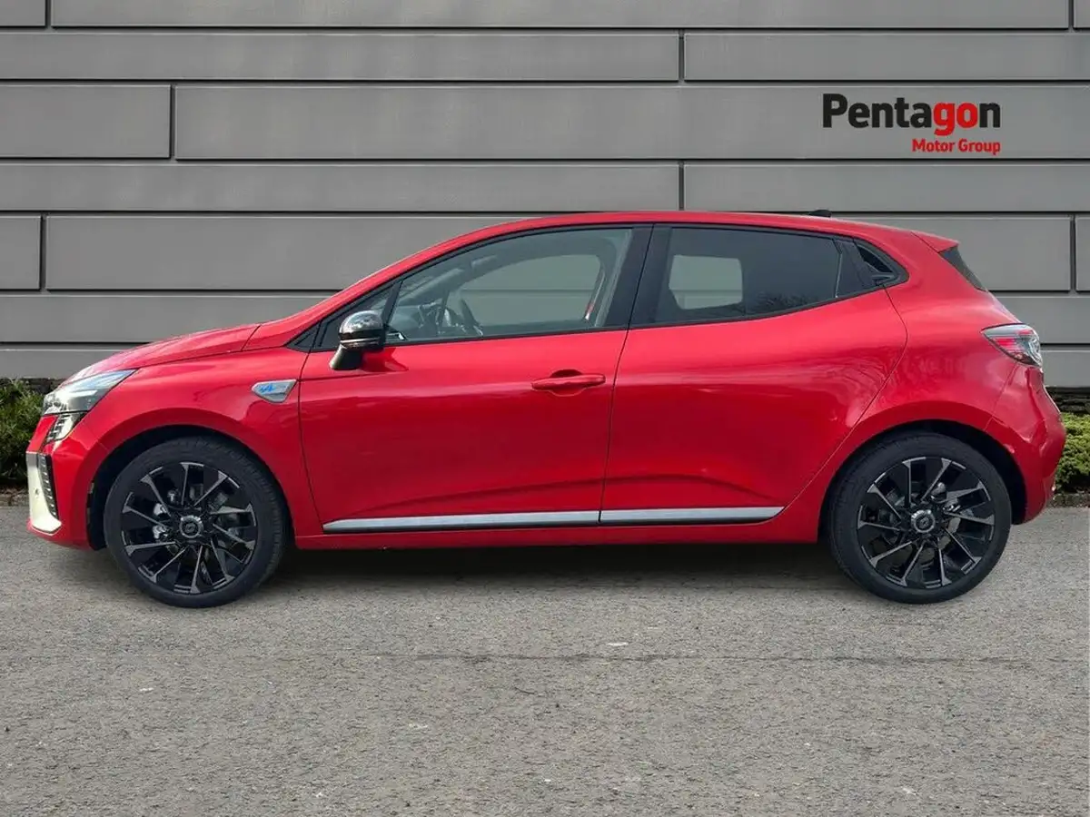 2025-renault-clio-16-esprit-alpine-big-11