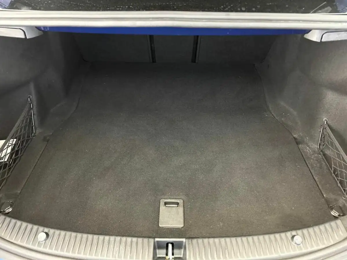 2019-mercedes-benz-c-class-20d-c300d-amg-line-245ps-premium-plusss-saloon-4d-big-13