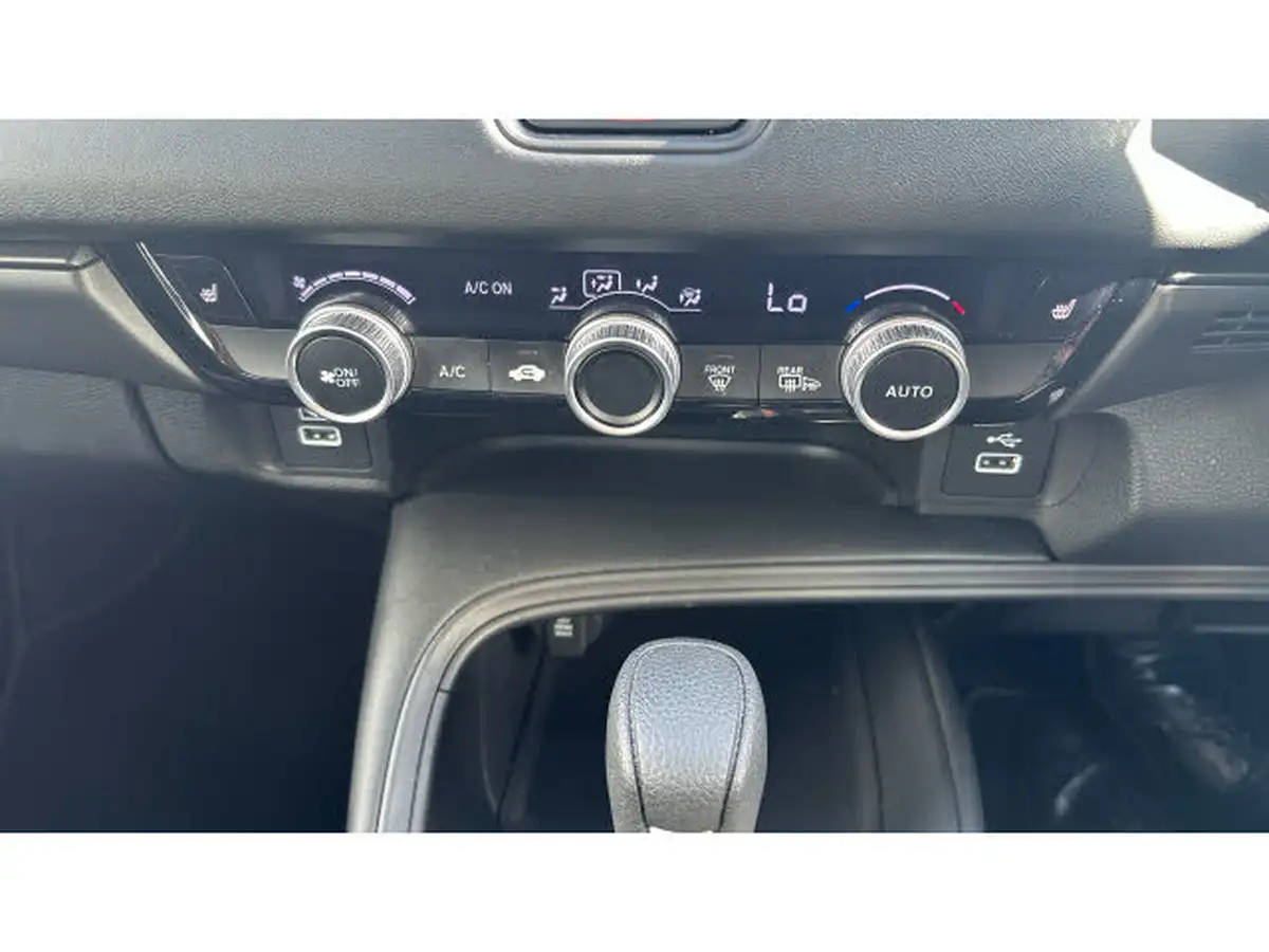 2022-honda-hr-v-15-i-mmd-elegance-big-27