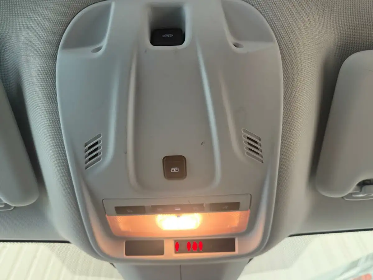 2018-vauxhall-grandland-x-12-sport-nav-130ps-auto-big-28