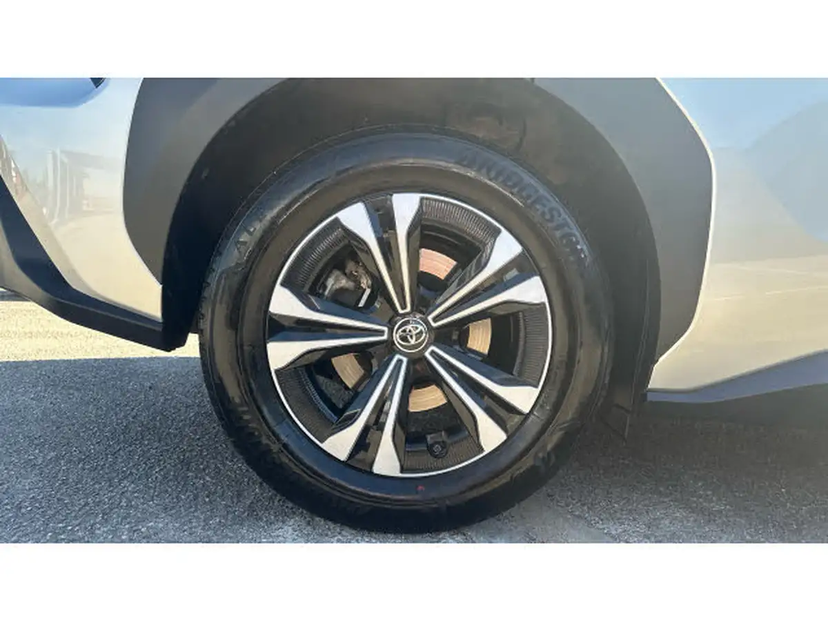 2024-toyota-bz4x-e-motion-201bhp-11kw-obc-big-17