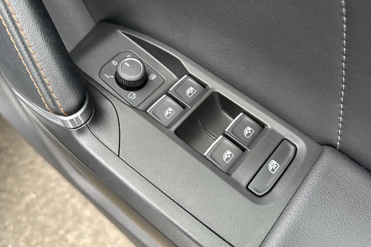 2022-cupra-formentor-15-tsi-v1-dsg-big-22