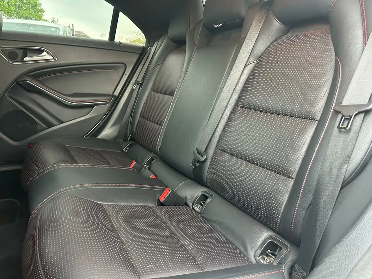 2013-mercedes-benz-cla-21td-cla-220-cdi-amg-sport-21cdi-170bhp-big-24