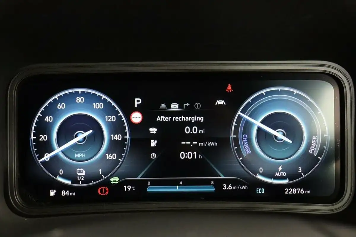 2021-hyundai-kona-e-premium-204ps-64kwh-7kw-obc-big-26