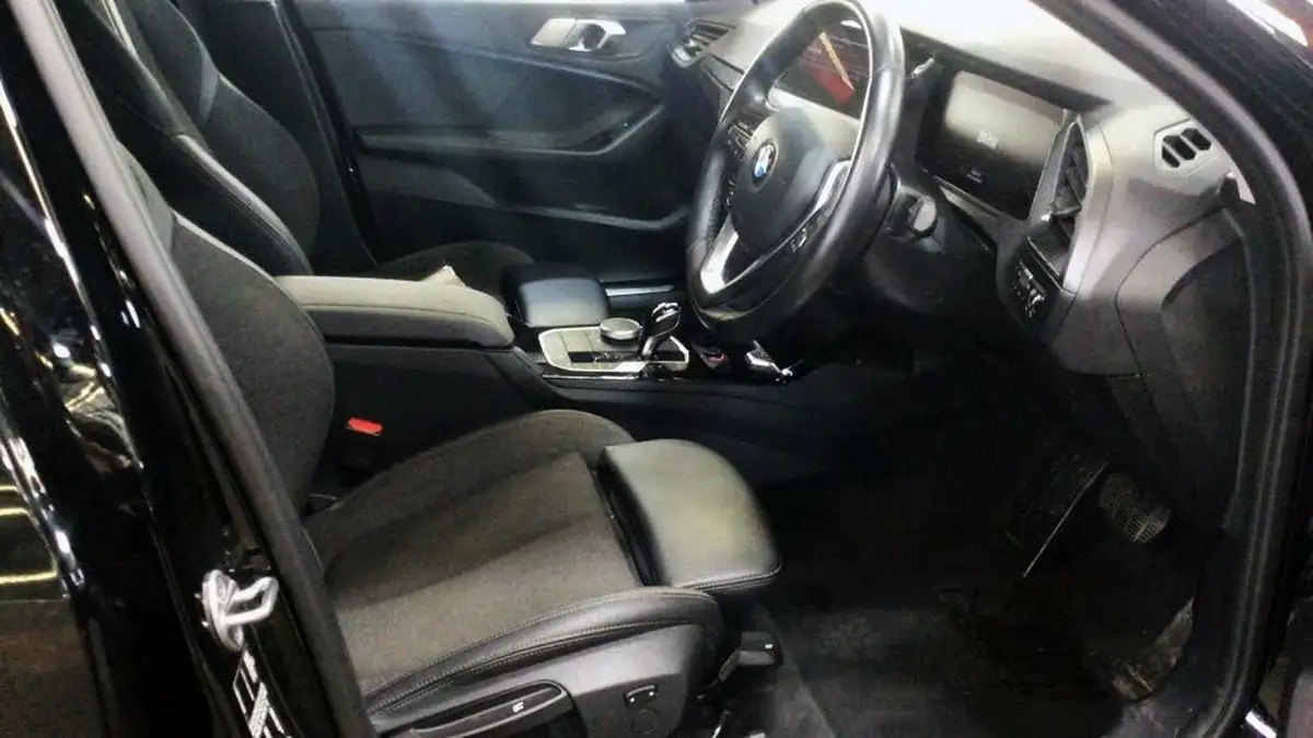 2022-bmw-1-series-15-118i-sport-dct-big-8