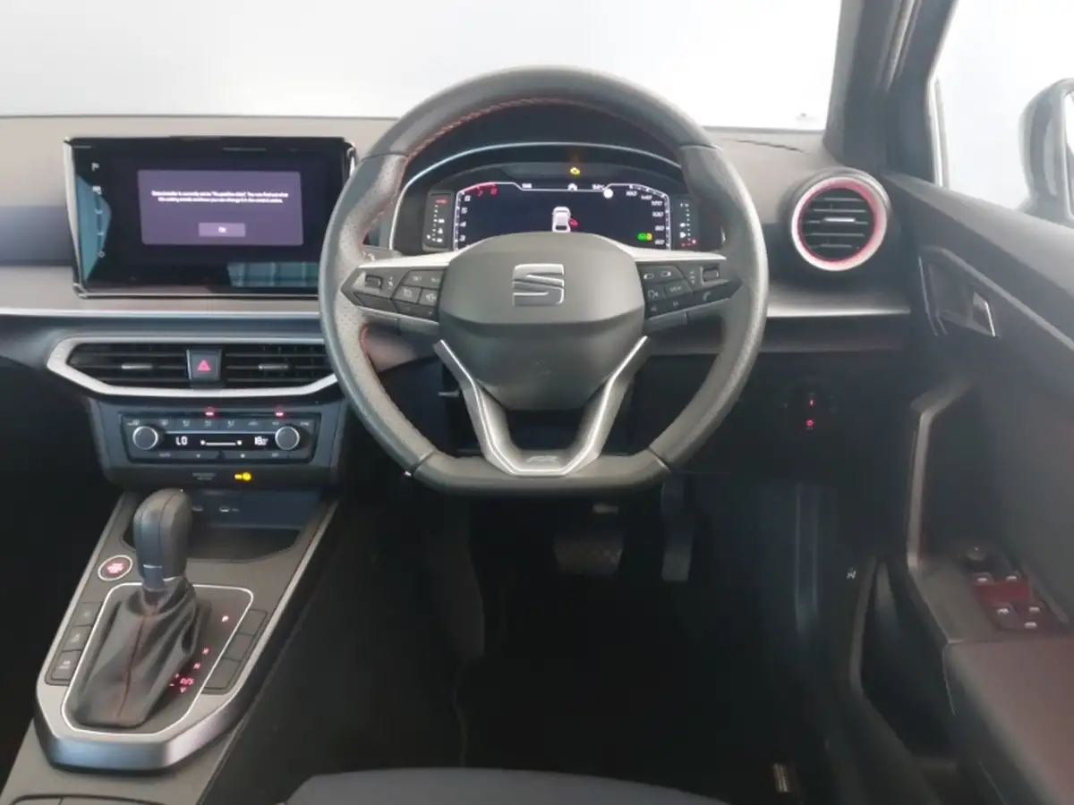 2023-tesla-model-y-e-rwd-big-6