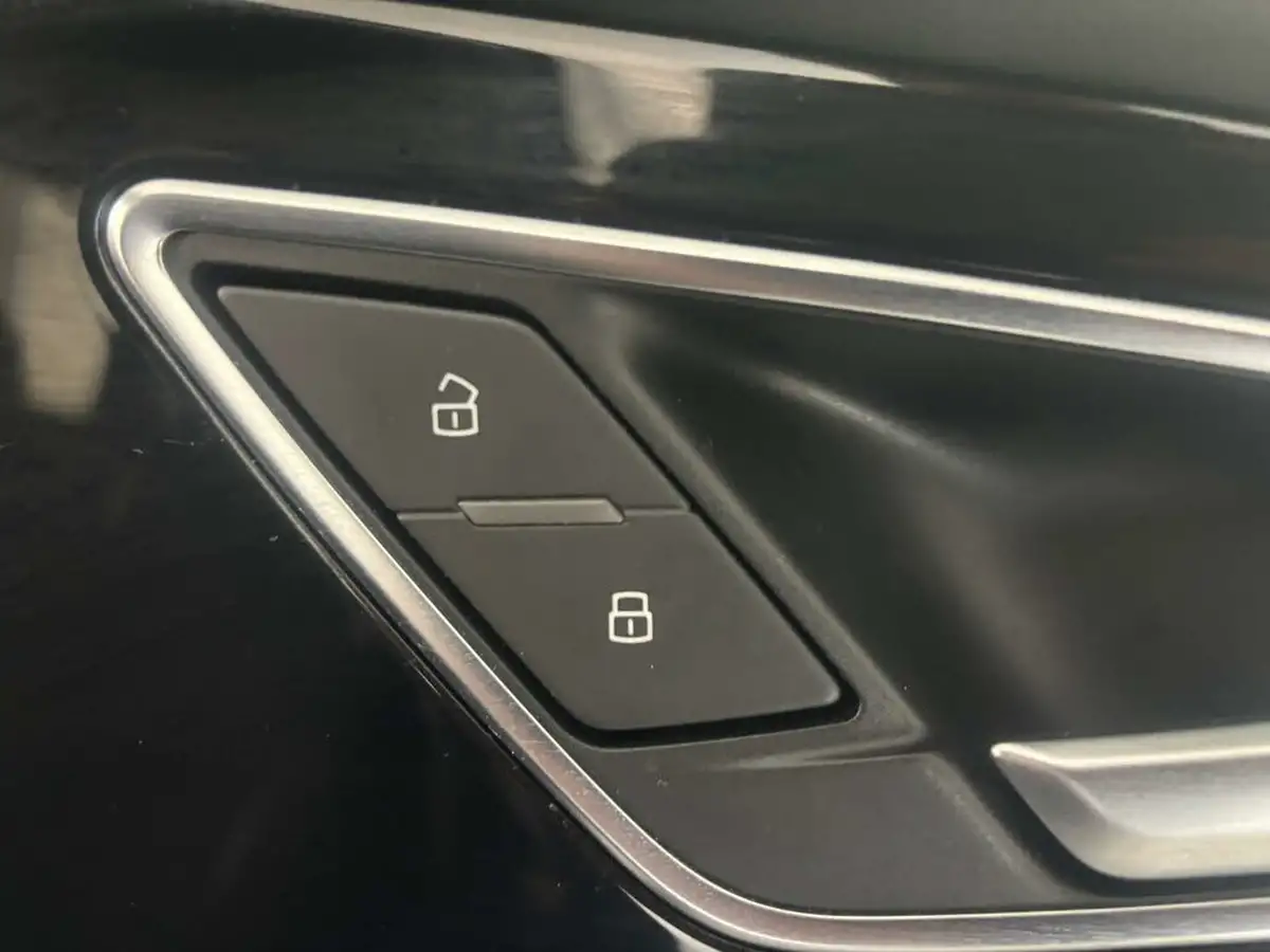 2021-audi-q4-e-tron-35e-s-line-station-wagon-big-25
