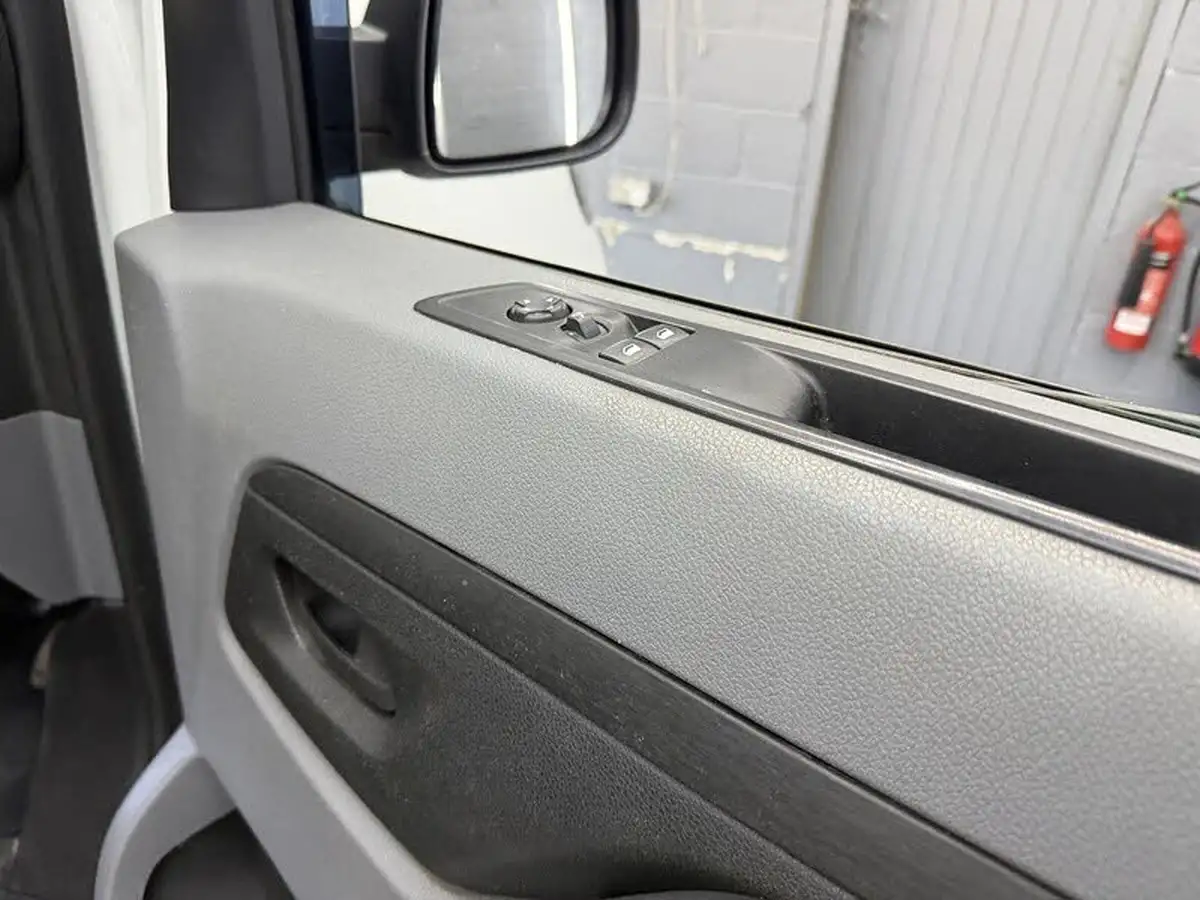2021-vauxhall-vivaro-15td-2900-l2h1-sportive-100pseu6dt-big-10