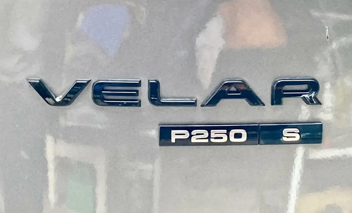 2020-land-rover-range-rover-velar-20-p250-r-dynamic-s-big-16