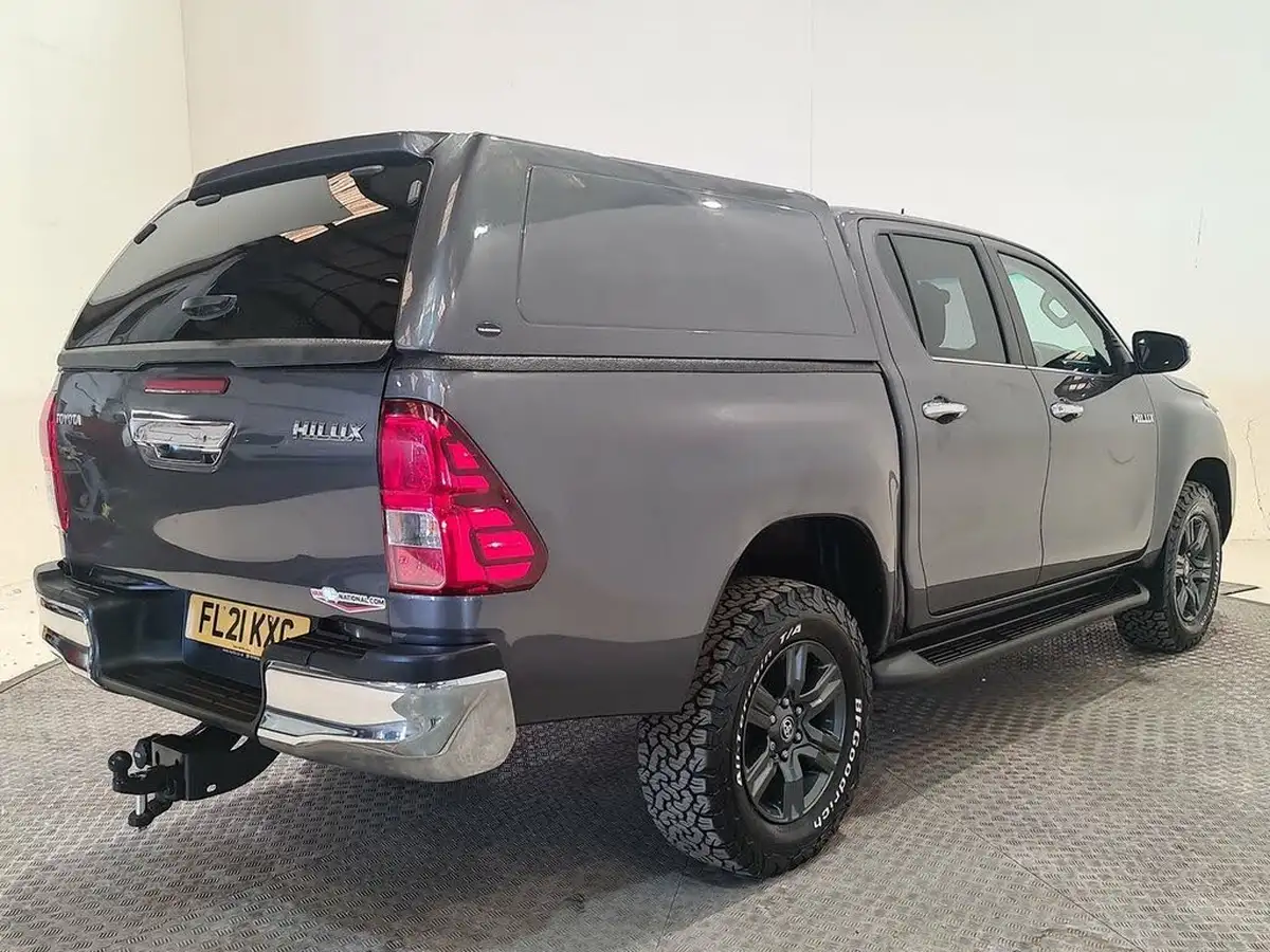 2021-toyota-hi-lux-24d-4d-icon-150hpeu6dt-e-big-14