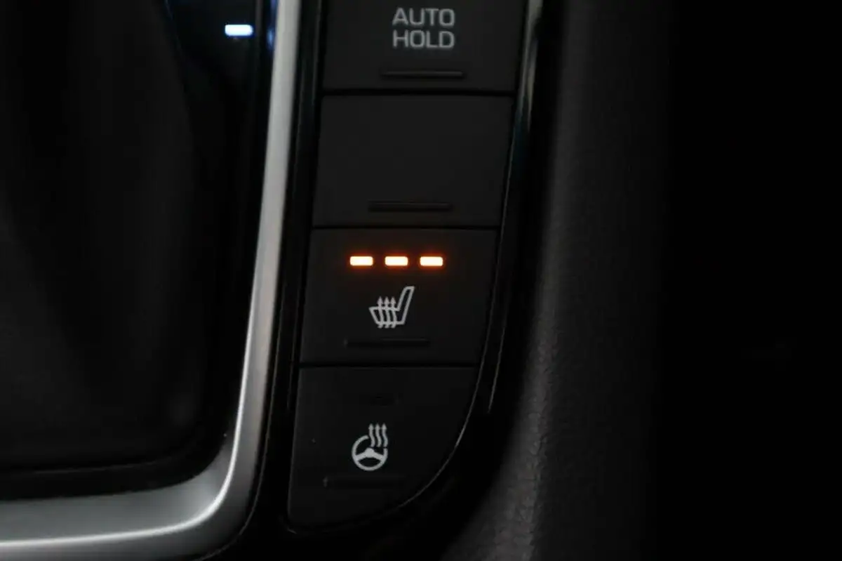 2021-hyundai-ioniq-16-gdi-premium-hybrid-big-21