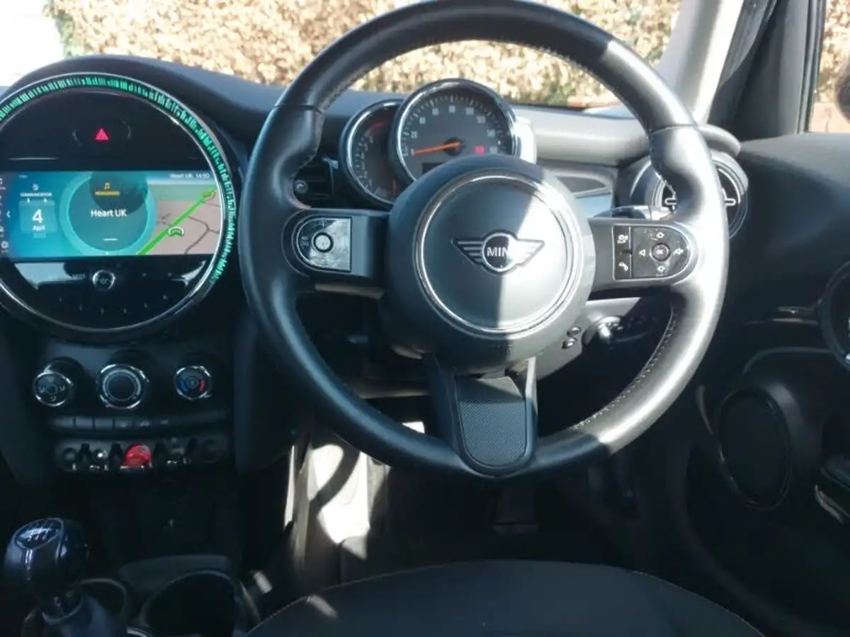 2022-mini-cooper-15-cooper-classic-hatchback-5d-big-6