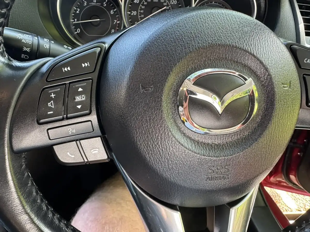 2013-mazda-mazda6-20-se-l-nav-saloon-4d-big-15