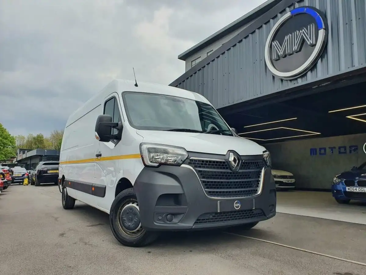 2022-renault-master-23dci-lm35-110-business-big-0