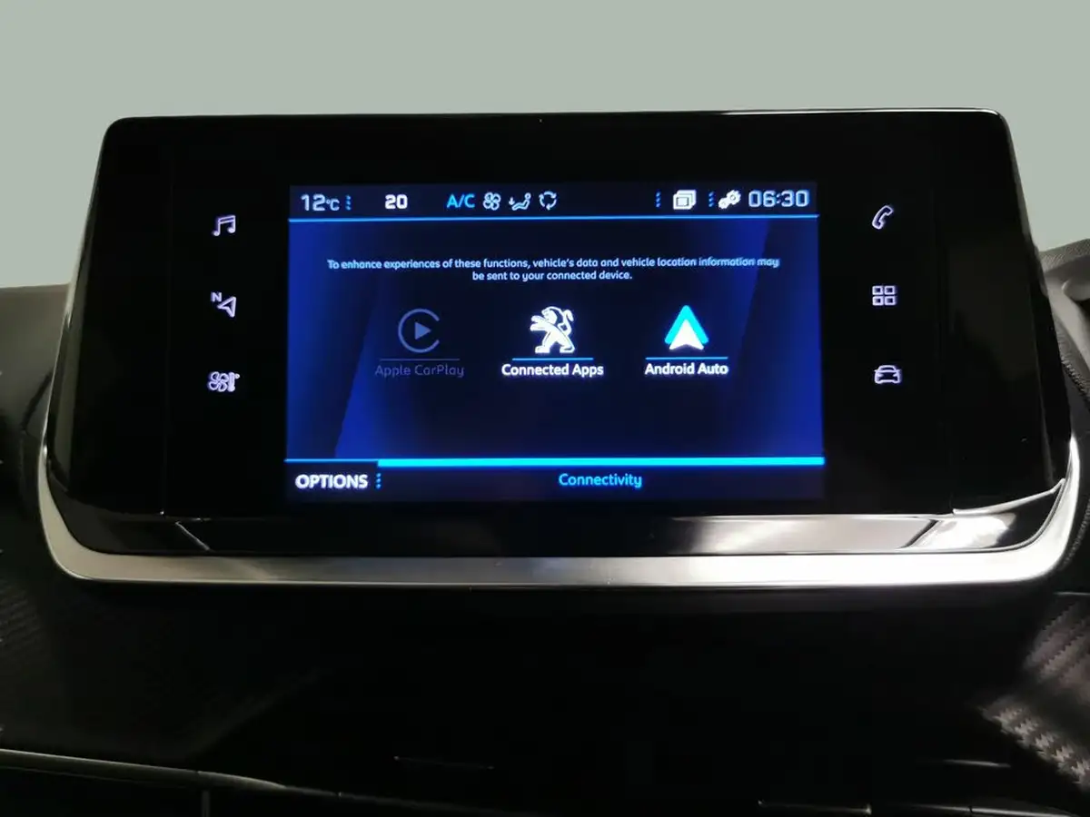 2023-peugeot-208-12-puretech-allure-premium-100ps-big-14