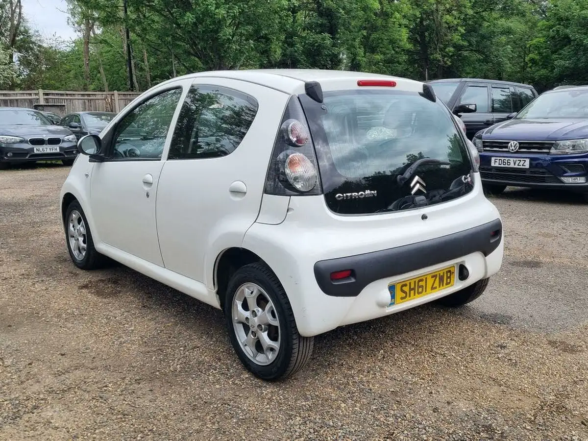 2011-citroen-c1-10-vtr-68-5d-big-3
