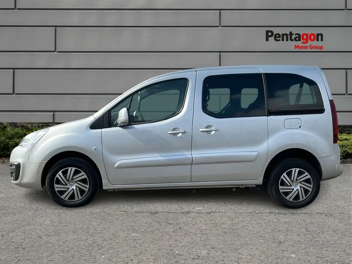 2018-citroen-berlingo-16bluehdi-multispace-feel-102ps-ss-etg6-big-11