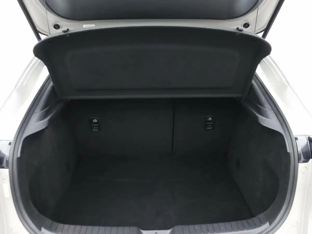 2022-mazda-cx-30-20-e-skyactiv-g-se-l-big-18