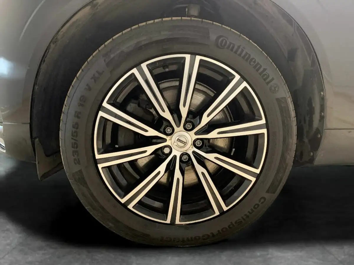 2020-volvo-xc60-20-b5-inscription-awd-big-21