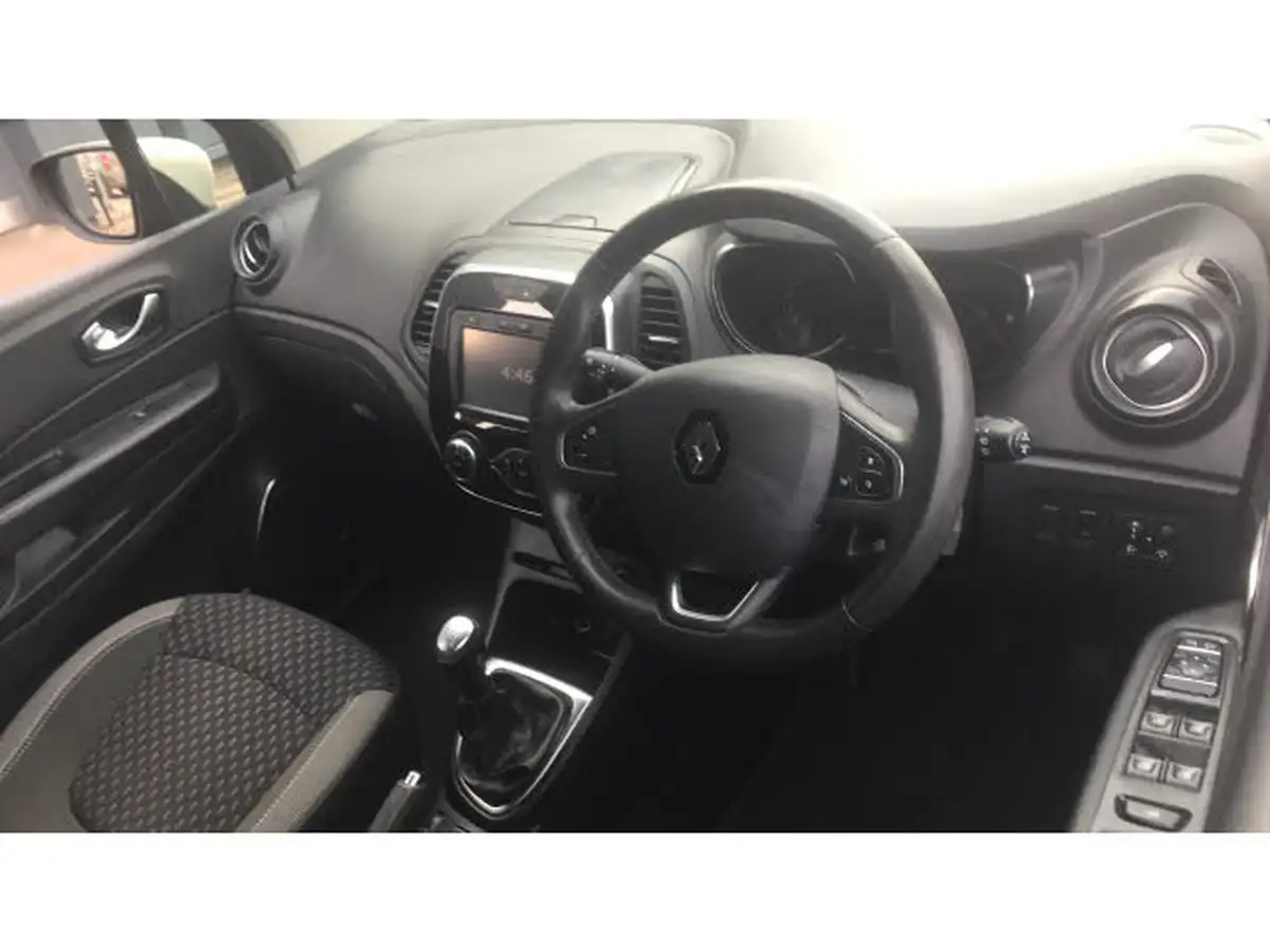 2018-renault-captur-09-tce-dynamique-nav-big-10