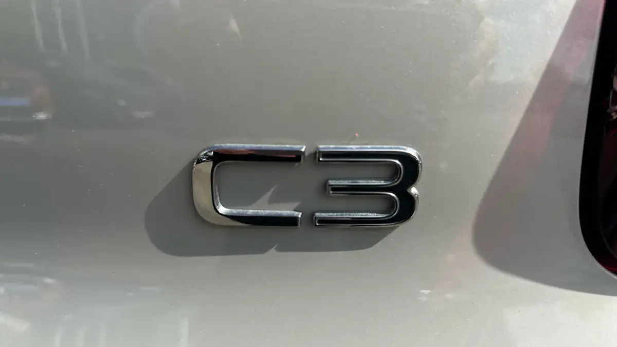 2025-citroen-c3-12-puretech-plus-110ps-eat6-big-43