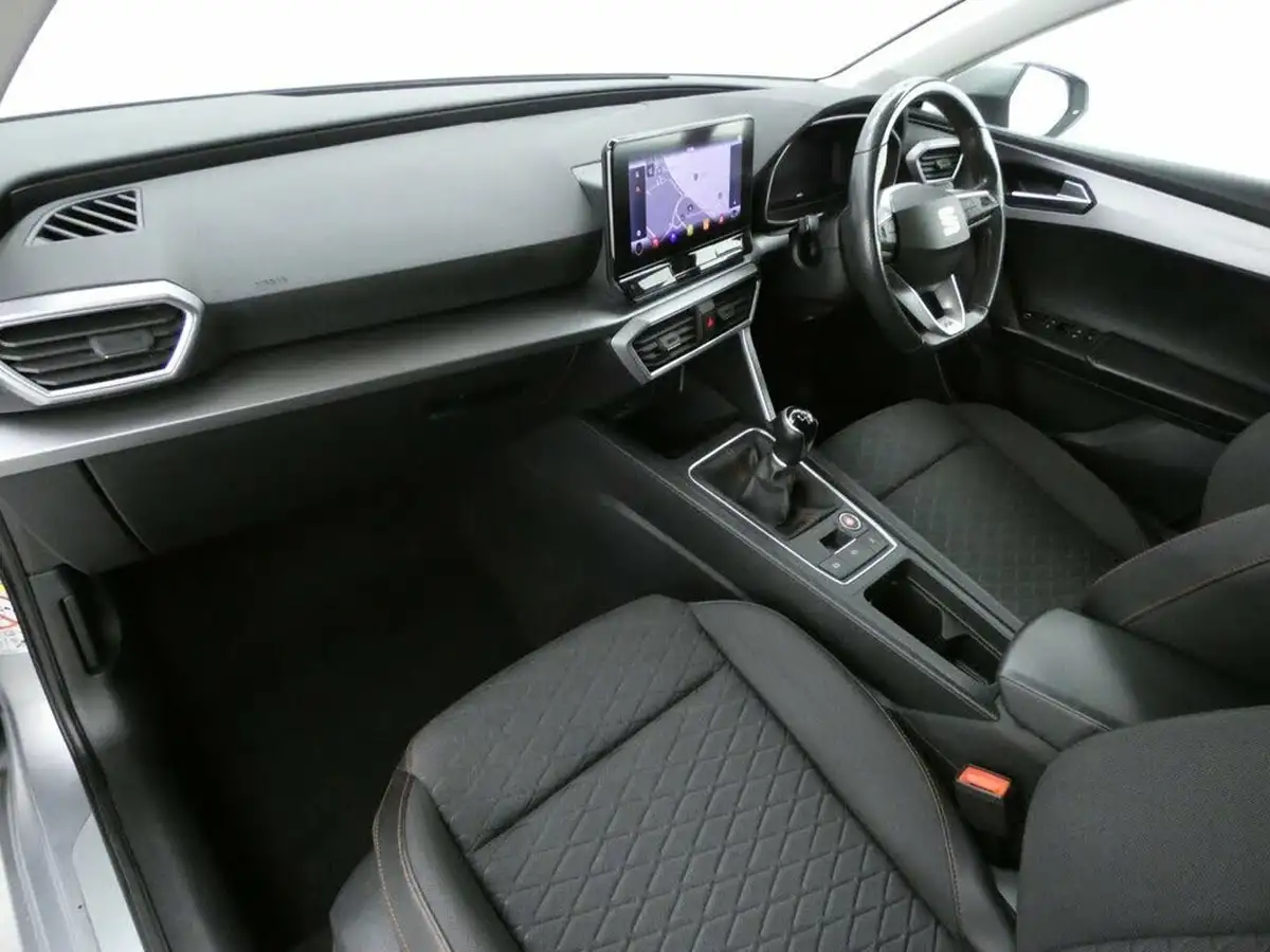 2022-seat-leon-15-tsi-evo-fr-130ps-estate-big-18