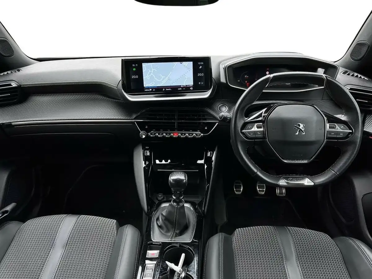 2022-peugeot-2008-suv-12-puretech-gt-big-5