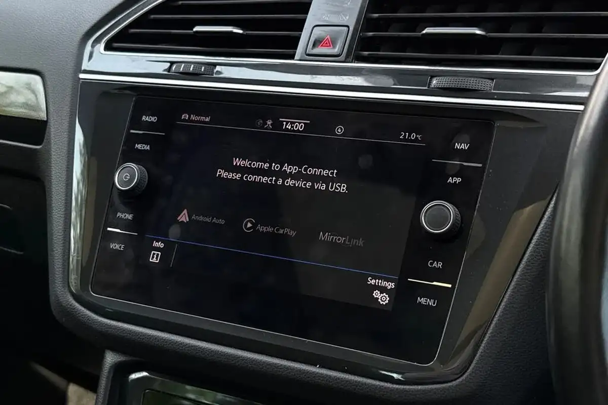 2022-volkswagen-tiguan-15-tsi-elegance-big-46