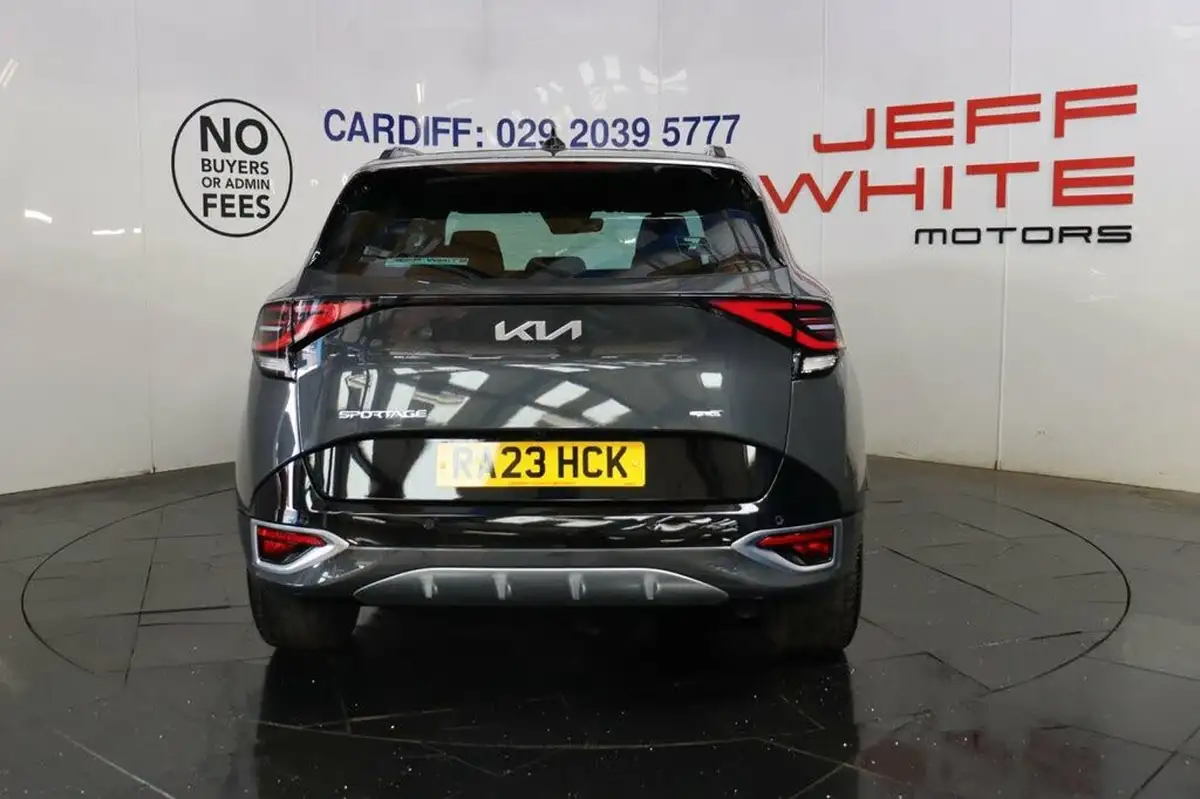 2023-kia-sportage-16-t-gdi-gt-line-261bhp-awd-phev-auto-big-3