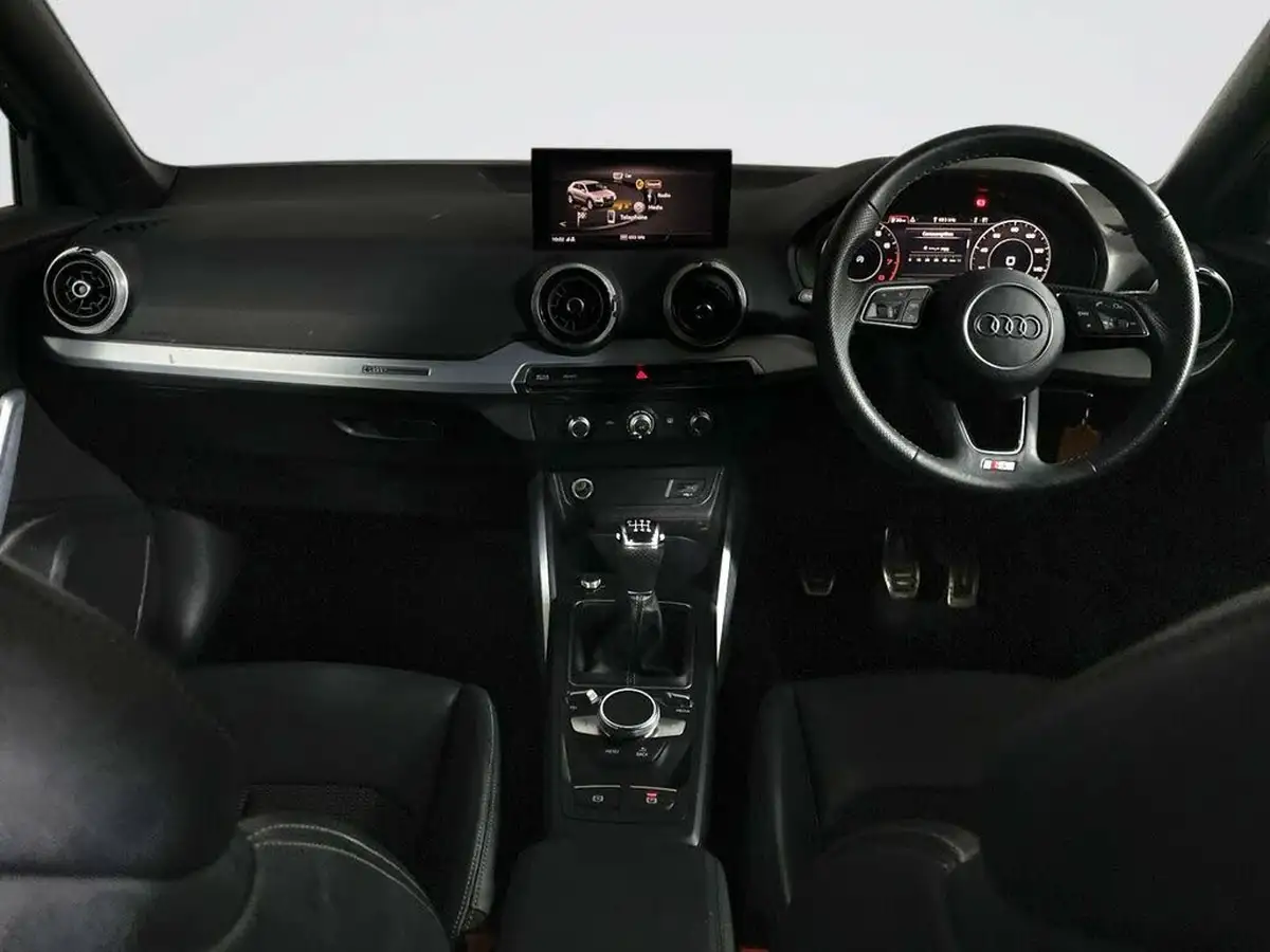2023-audi-q2-15-35-tfsi-s-line-big-1