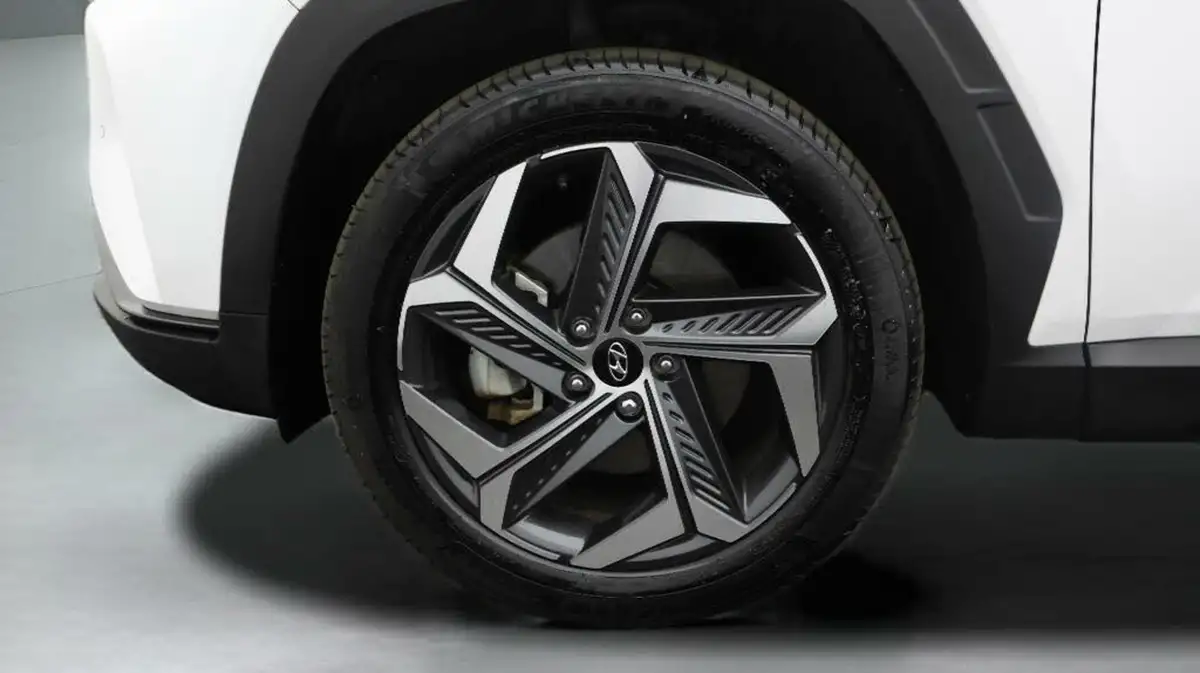 2023-hyundai-tucson-16-t-gdi-premium-230ps-hybrid-auto-big-17