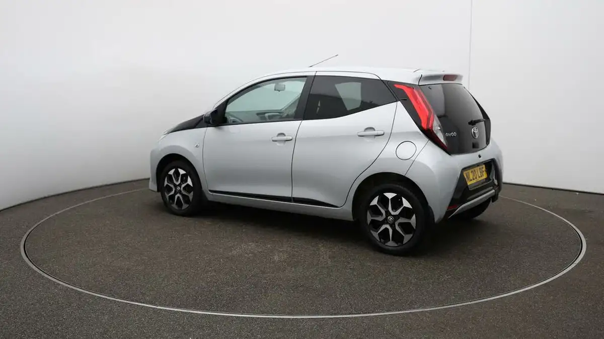 2020-toyota-aygo-10-vvt-i-x-trend-big-27