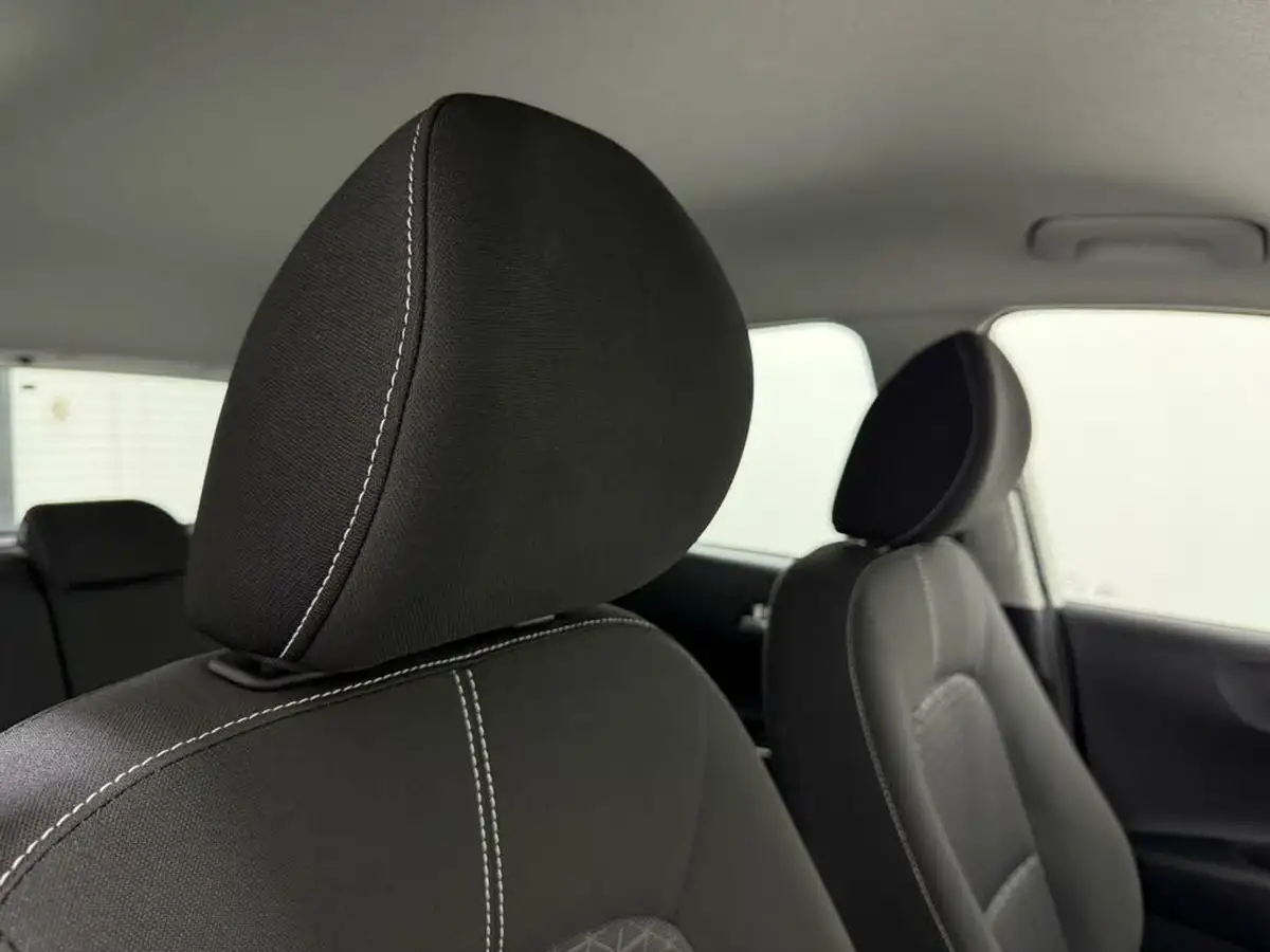 2019-kia-picanto-10-2-big-25