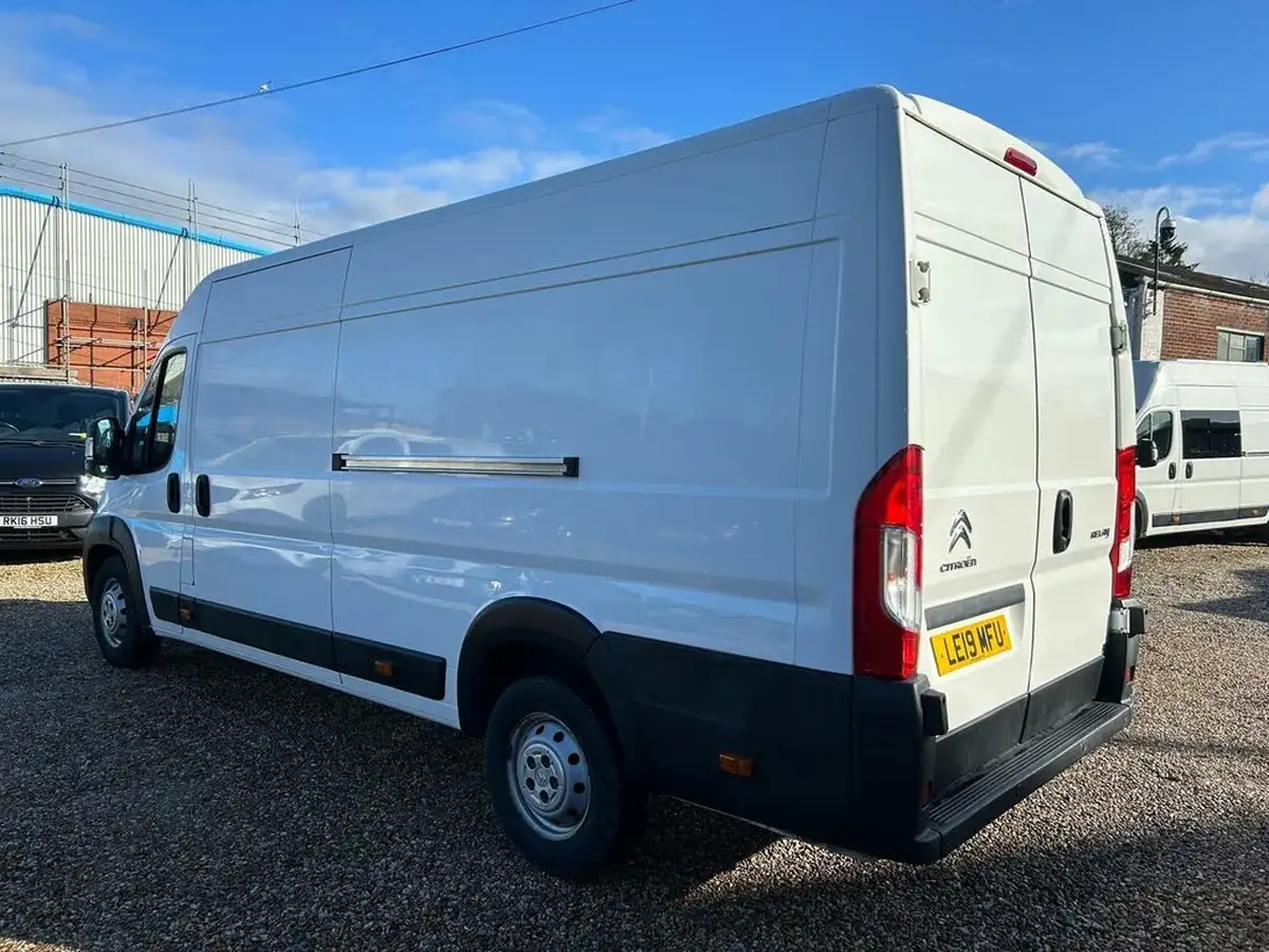 2019-citroen-relay-20bluehdi-35-l4h2-enterprise-big-7