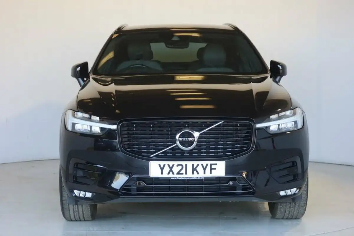 2021-volvo-xc60-20td-b4-r-design-big-4