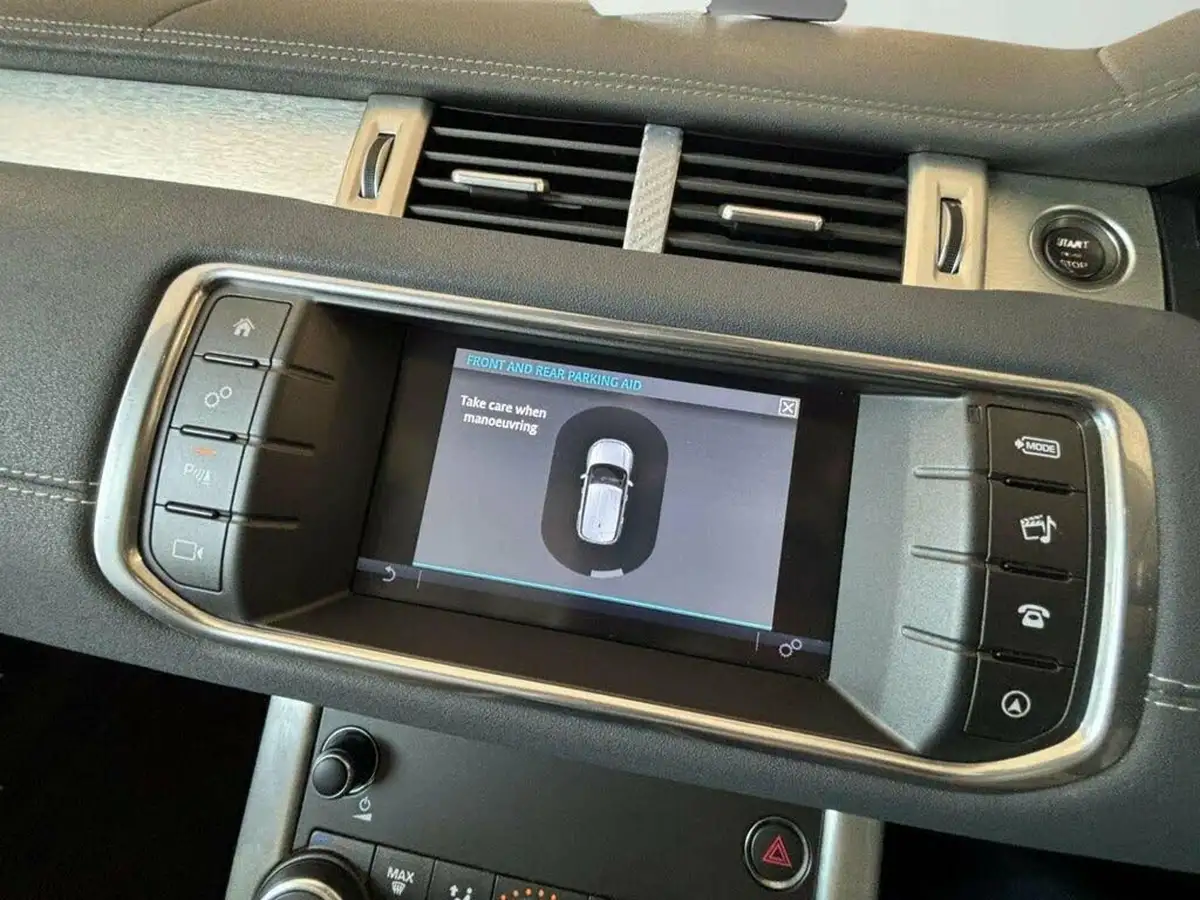 2016-land-rover-range-rover-evoque-20td4-se-tech-ss-hatchback-5d-big-45