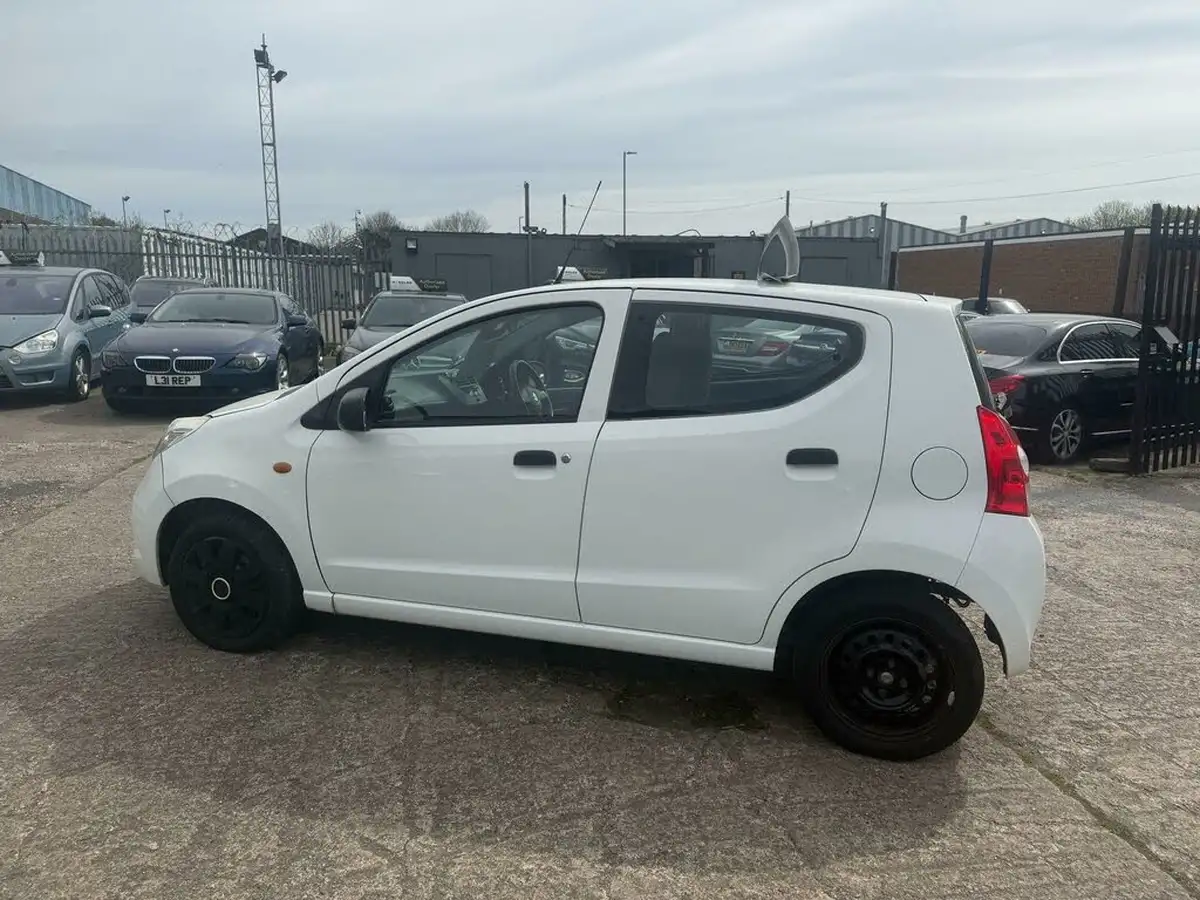 2012-suzuki-alto-10-sz-big-2